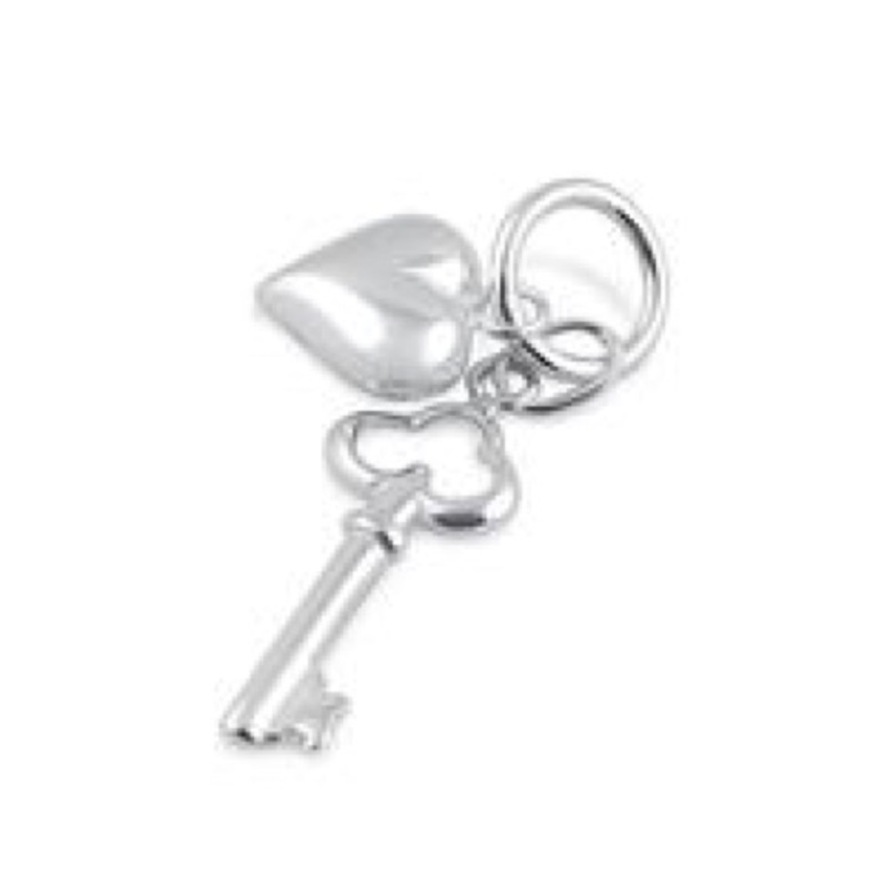 Sterling Silver 925 “Bubble Heart” and Key Pendant Necklace - Picture 2 of 6